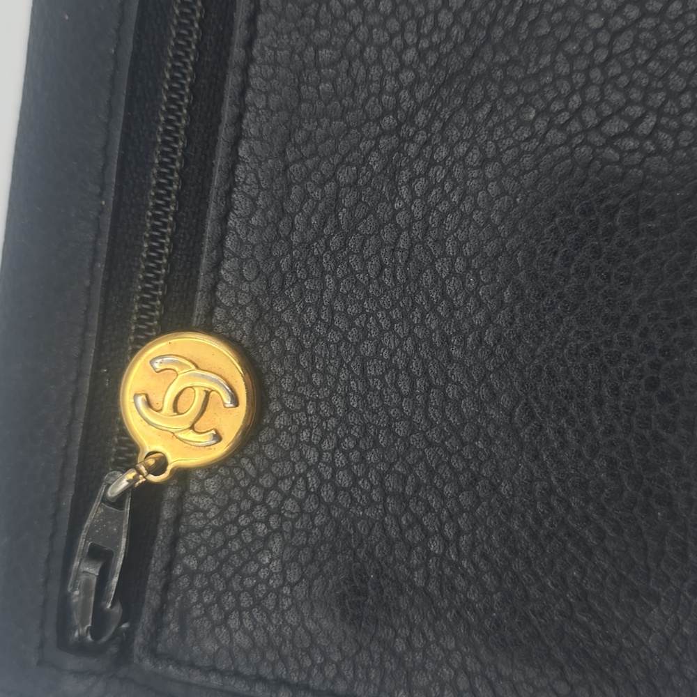 Chanel Big CC Logo Black Caviar W/ Gold Hardware Bifold Wallet (COA)(EUC)✨ - Picture 12 of 16